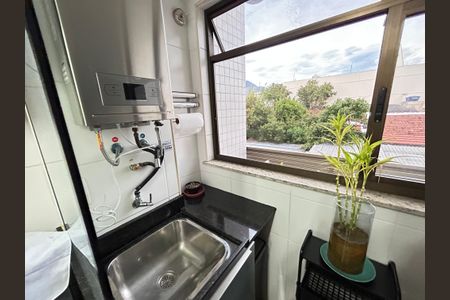 Apartamento à venda com 66m², 2 quartos e 1 vagaÁrea de Serviço