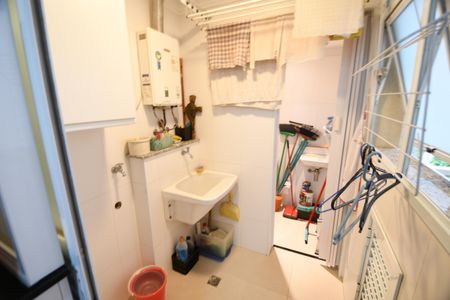 Apartamento à venda com 132m², 3 quartos e 2 vagasÁrea de Serviço