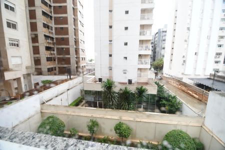 Apartamento à venda com 132m², 3 quartos e 2 vagasQuarto 3 - Vista