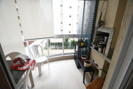Apartamento à venda com 132m², 3 quartos e 2 vagasSala - Sacada