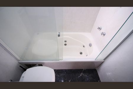 Casa à venda com 227m², 3 quartos e 5 vagas