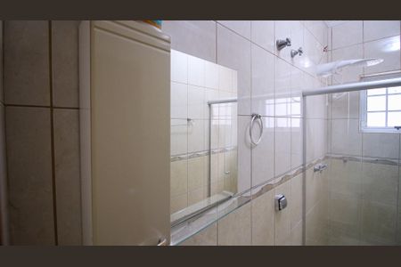 Casa à venda com 227m², 3 quartos e 5 vagas