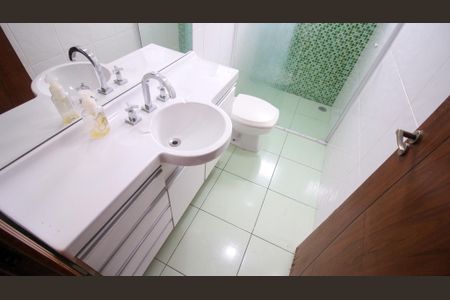 Casa à venda com 227m², 3 quartos e 5 vagas