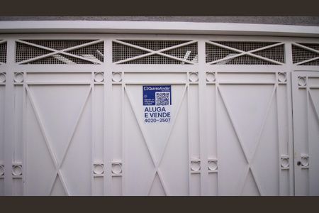 Casa à venda com 227m², 3 quartos e 5 vagas