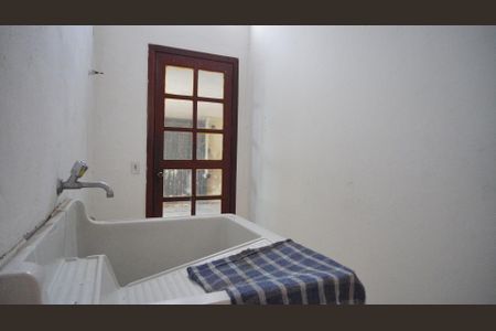 Casa à venda com 119m², 3 quartos e 1 vaga Casa à venda com 119m², 3 quartos e 1 vagaLavanderia