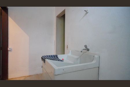 Casa à venda com 119m², 3 quartos e 1 vaga Casa à venda com 119m², 3 quartos e 1 vagaLavanderia