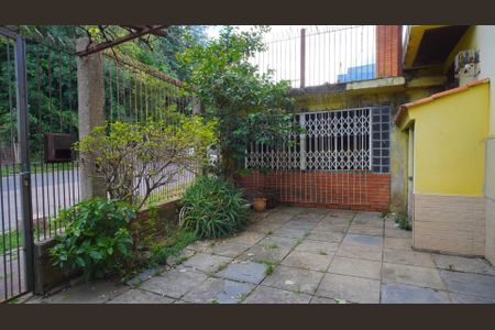 Casa à venda com 119m², 3 quartos e 1 vaga Casa à venda com 119m², 3 quartos e 1 vagaPátio