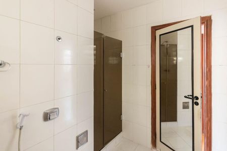 Apartamento à venda com 76m², 2 quartos e sem vagaBanheiro
