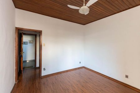 Apartamento à venda com 76m², 2 quartos e sem vagaSala