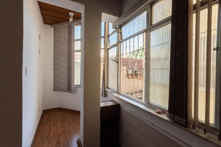 Apartamento à venda com 76m², 2 quartos e sem vagaSala