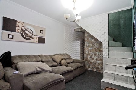 Sala de casa à venda com 2 quartos, 160m² em Vila Carbone, São Paulo