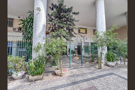 Apartamento à venda com 56m², 2 quartos e 1 vagaFachada