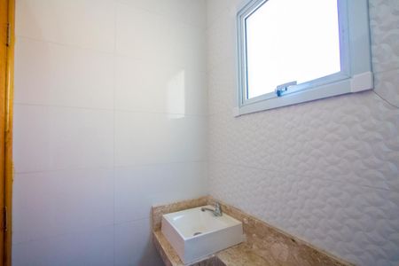 Apartamento para alugar com 50m², 2 quartos e 1 vaga Apartamento para alugar com 50m², 2 quartos e 1 vagaBanheiro do quarto 1