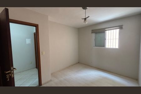 Casa para alugar com 106m², 4 quartos e 2 vagas Casa para alugar com 106m², 4 quartos e 2 vagasQuarto 1