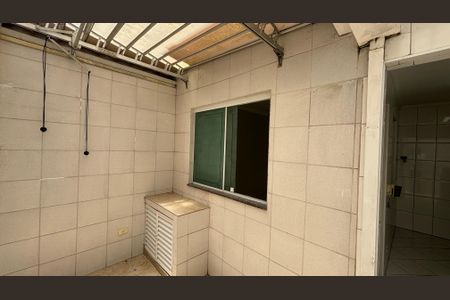 Casa para alugar com 106m², 4 quartos e 2 vagas Casa para alugar com 106m², 4 quartos e 2 vagasÁrea de Serviço