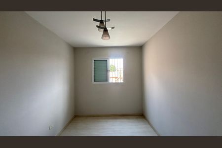 Casa para alugar com 106m², 4 quartos e 2 vagas Casa para alugar com 106m², 4 quartos e 2 vagasQuarto 2