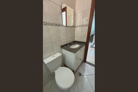 Casa para alugar com 106m², 4 quartos e 2 vagas Casa para alugar com 106m², 4 quartos e 2 vagasBanheiro