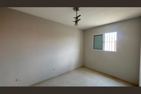 Casa para alugar com 106m², 4 quartos e 2 vagas Casa para alugar com 106m², 4 quartos e 2 vagasQuarto 2