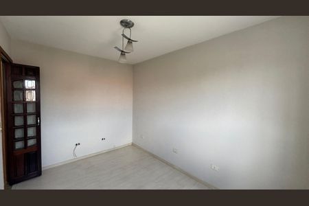 Casa para alugar com 106m², 4 quartos e 2 vagas Casa para alugar com 106m², 4 quartos e 2 vagasQuarto 2