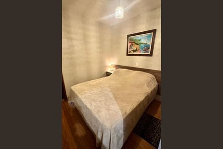 Casa à venda com 3 quartos, 99m² em Vila Carrão, São Paulo