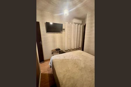 Casa à venda com 3 quartos, 99m² em Vila Carrão, São Paulo