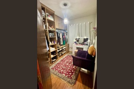 Casa à venda com 3 quartos, 99m² em Vila Carrão, São Paulo