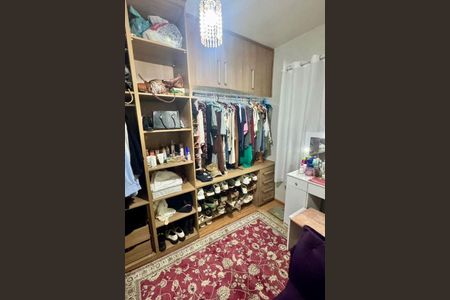 Casa à venda com 3 quartos, 99m² em Vila Carrão, São Paulo