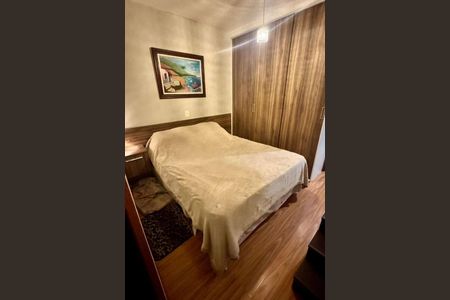 Casa à venda com 3 quartos, 99m² em Vila Carrão, São Paulo