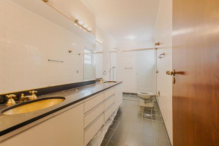 Apartamento à venda com 147m², 3 quartos e 2 vagasBanheiro 2