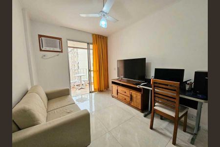 Apartamento à venda com 47m², 1 quarto e 1 vaga