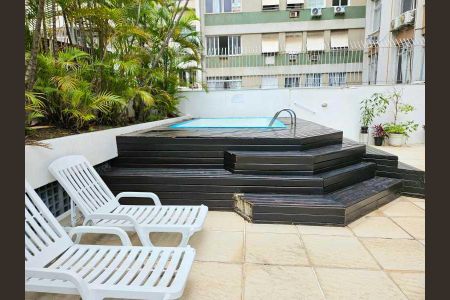 Apartamento à venda com 47m², 1 quarto e 1 vaga