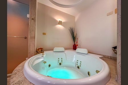 Apartamento à venda com 230m², 3 quartos e 2 vagasSuíte