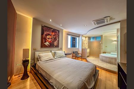 Apartamento à venda com 230m², 3 quartos e 2 vagasSuíte