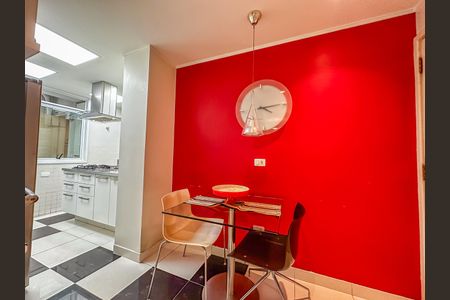 Apartamento à venda com 230m², 3 quartos e 2 vagasCozinha