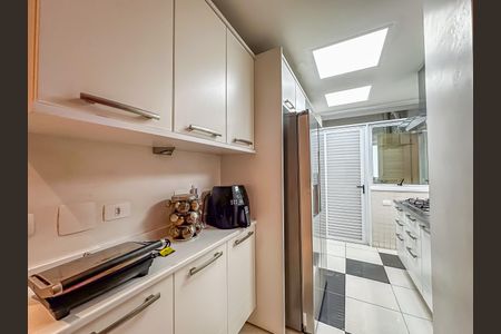 Apartamento à venda com 230m², 3 quartos e 2 vagasCozinha