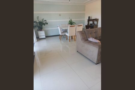 Casa à venda com 3 quartos, 282m² em Nova Petrópolis, São Bernardo do Campo