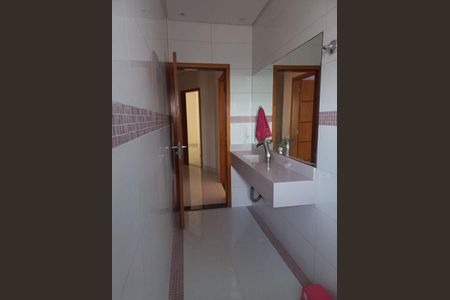 Casa à venda com 3 quartos, 282m² em Nova Petrópolis, São Bernardo do Campo