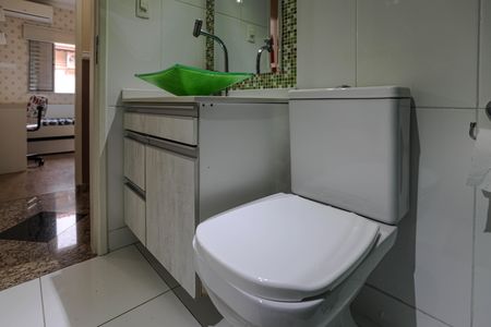 Casa de condomínio para alugar com 120m², 3 quartos e 3 vagasBanheiro