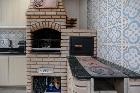 Casa de condomínio para alugar com 120m², 3 quartos e 3 vagasChurrasqueira