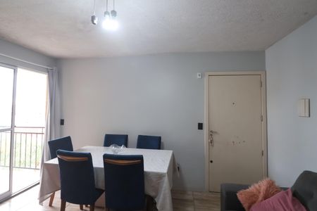 Sala de apartamento à venda com 2 quartos, 44m² em Igara, Canoas