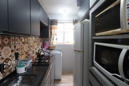 Apartamento à venda com 44m², 2 quartos e 1 vagaCozinha e Área de Serviço