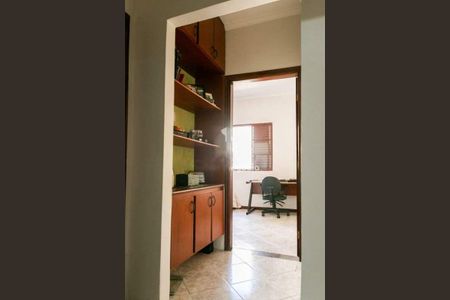 Casa à venda com 3 quartos, 244m² em Jardim Novo Campos Eliseos, Campinas