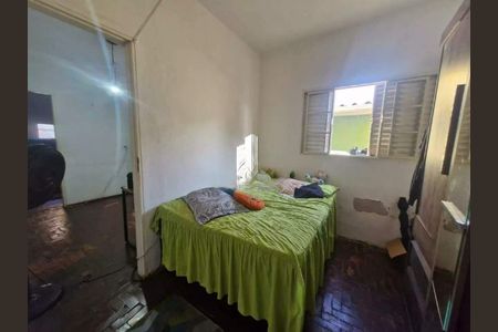 Casa à venda com 78m², 2 quartos e 3 vagas