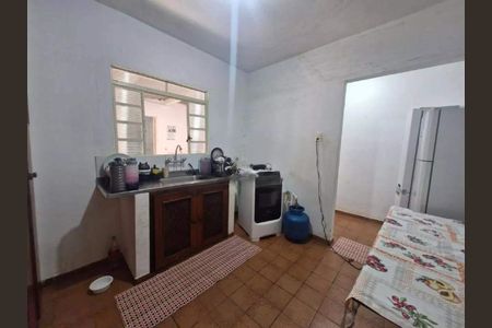 Casa à venda com 78m², 2 quartos e 3 vagas