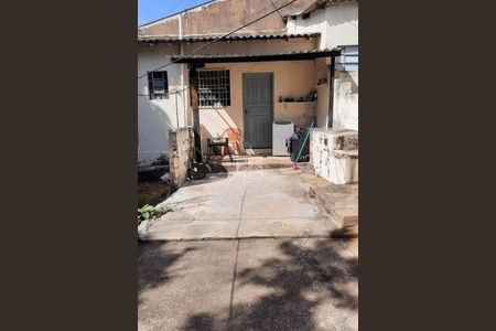 Casa à venda com 230m², 4 quartos e 5 vagas