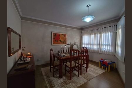 Casa à venda com 3 quartos, 260m² em Jardim Nova Europa, Campinas