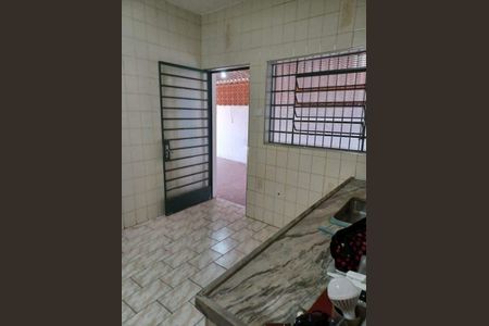 Casa à venda com 206m², 3 quartos e 1 vaga