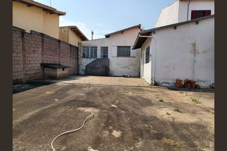 Casa à venda com 206m², 3 quartos e 1 vaga