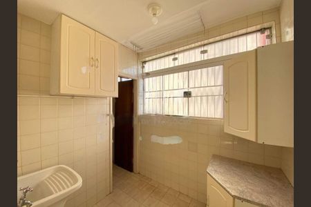 Apartamento à venda com 76m², 2 quartos e sem vaga