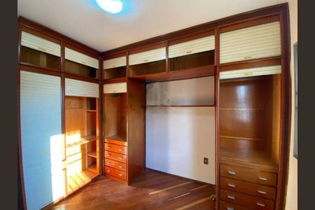 Apartamento à venda com 76m², 2 quartos e sem vaga